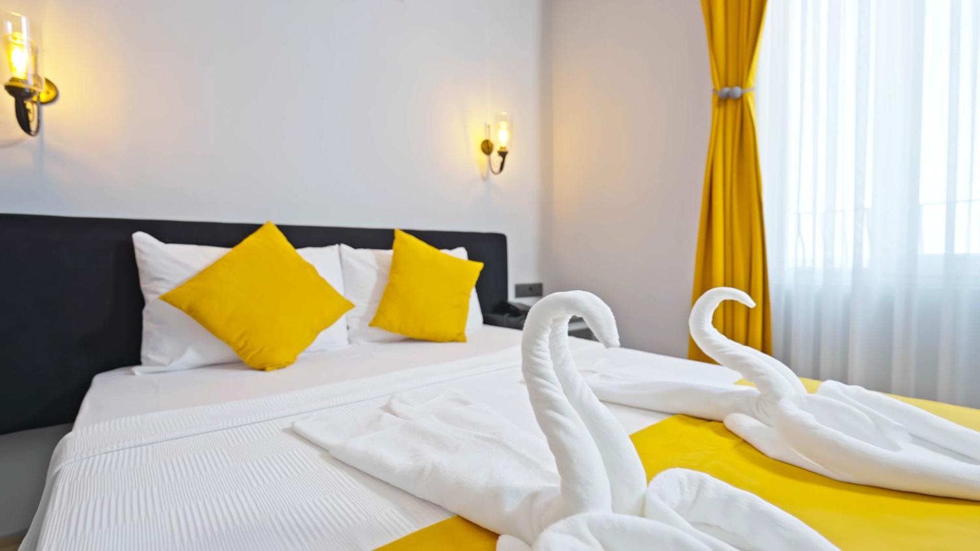 Yasemin Hotel Фетхие Экстерьер фото